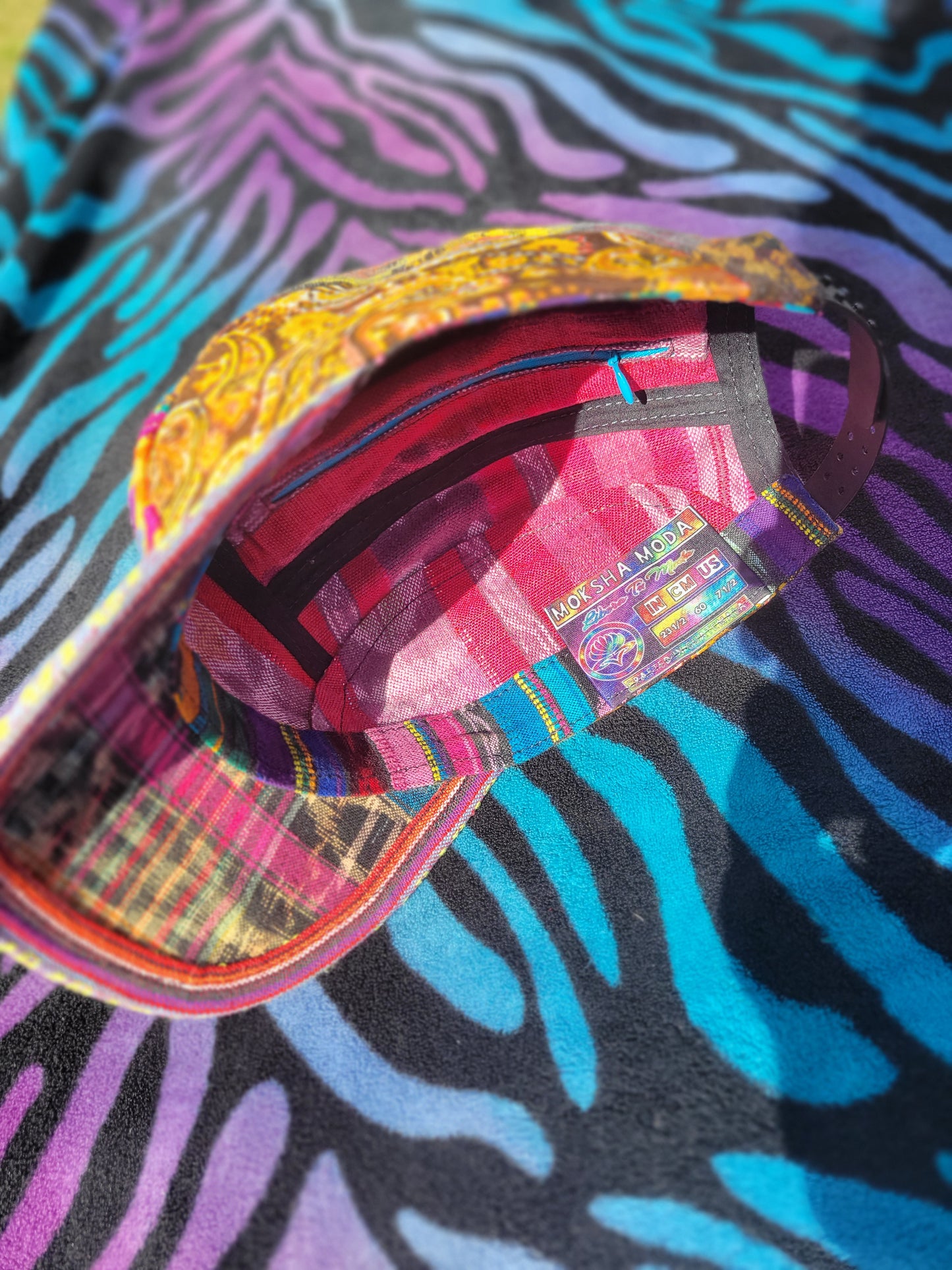 Six Panel Hat - Viajero Dorado