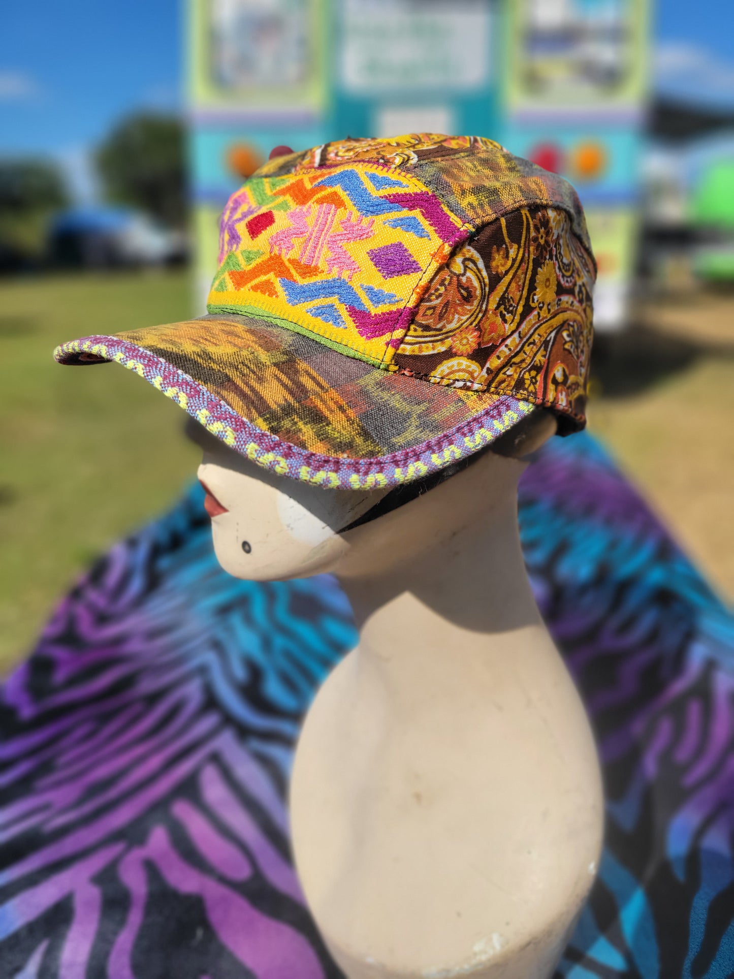 Six Panel Hat - Viajero Dorado