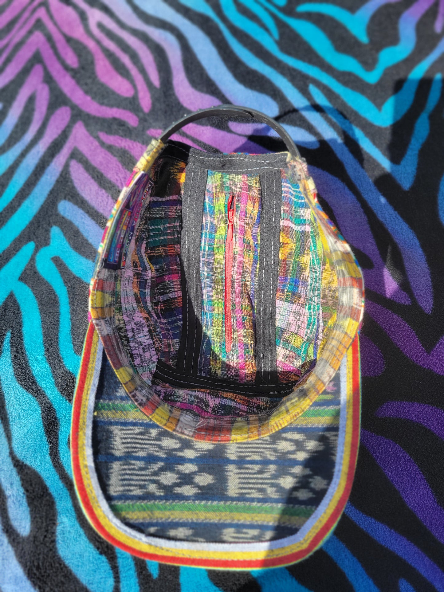 Six Panel Hat - Vintage Amor