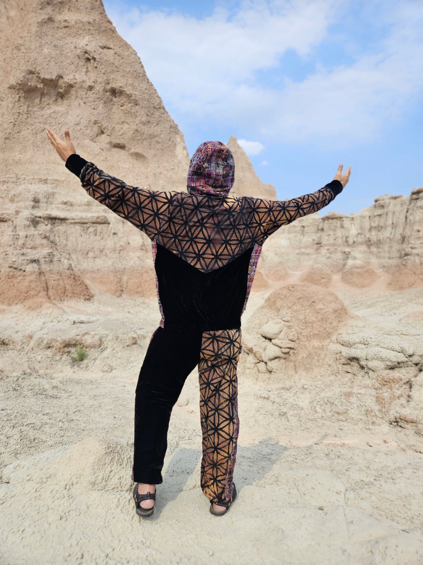 Jogger Fit - Sacred 80s Vibes