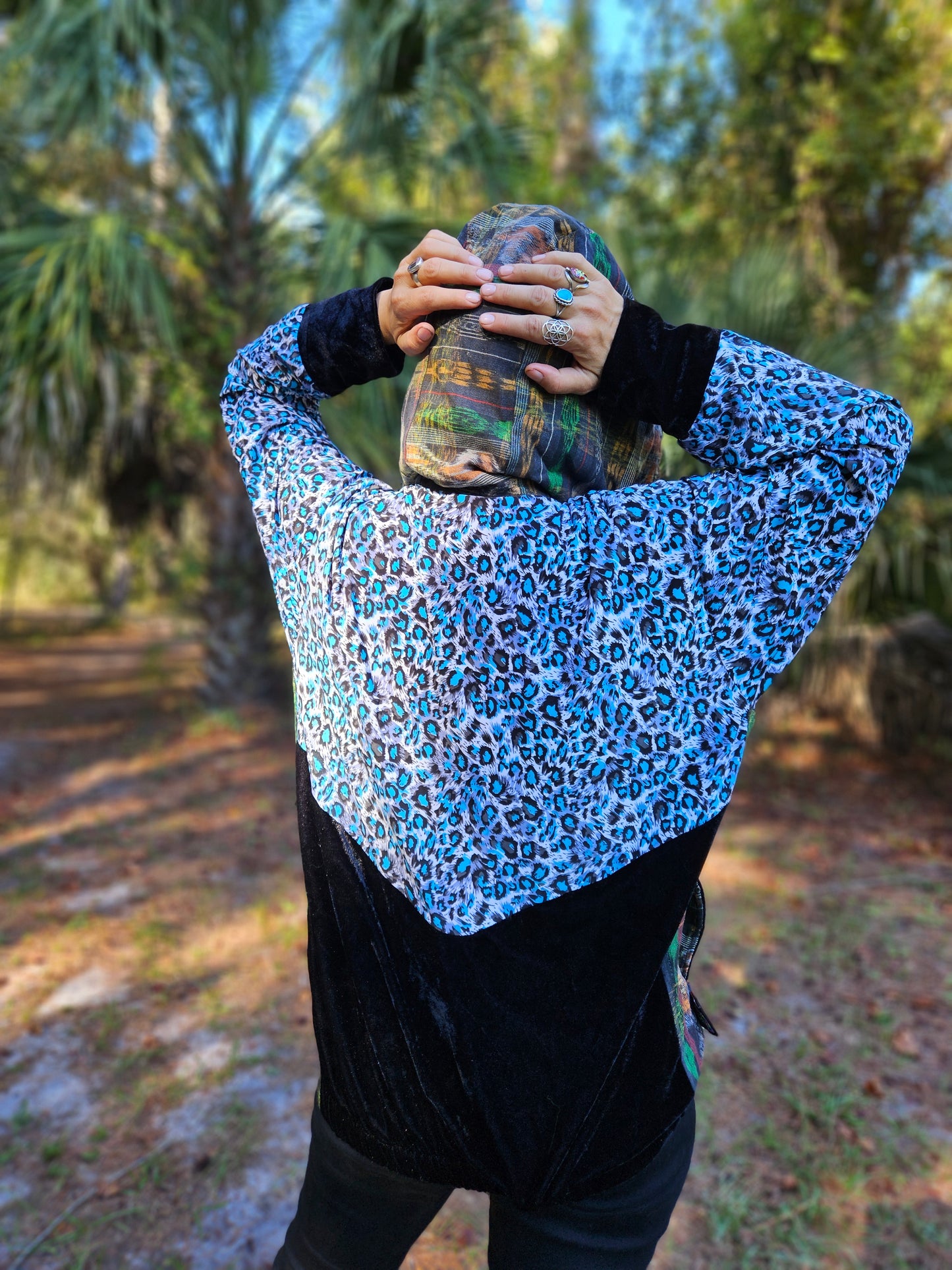 Hooded Jacket - Blue Leopard / Black Velvet