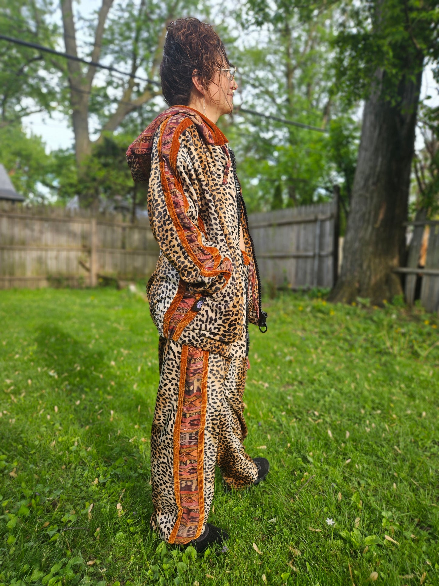 Tracksuit - The Hunter