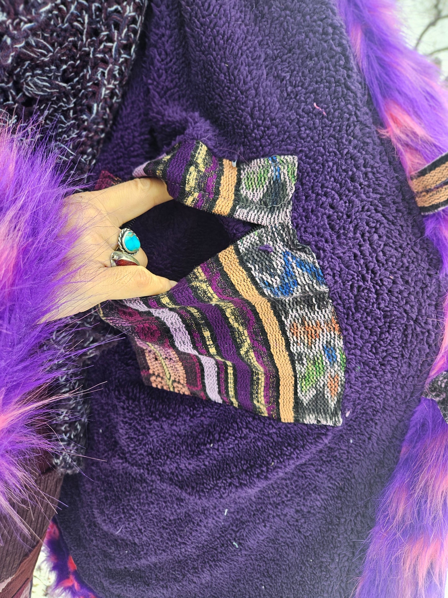 Cloak - Vibe Curator