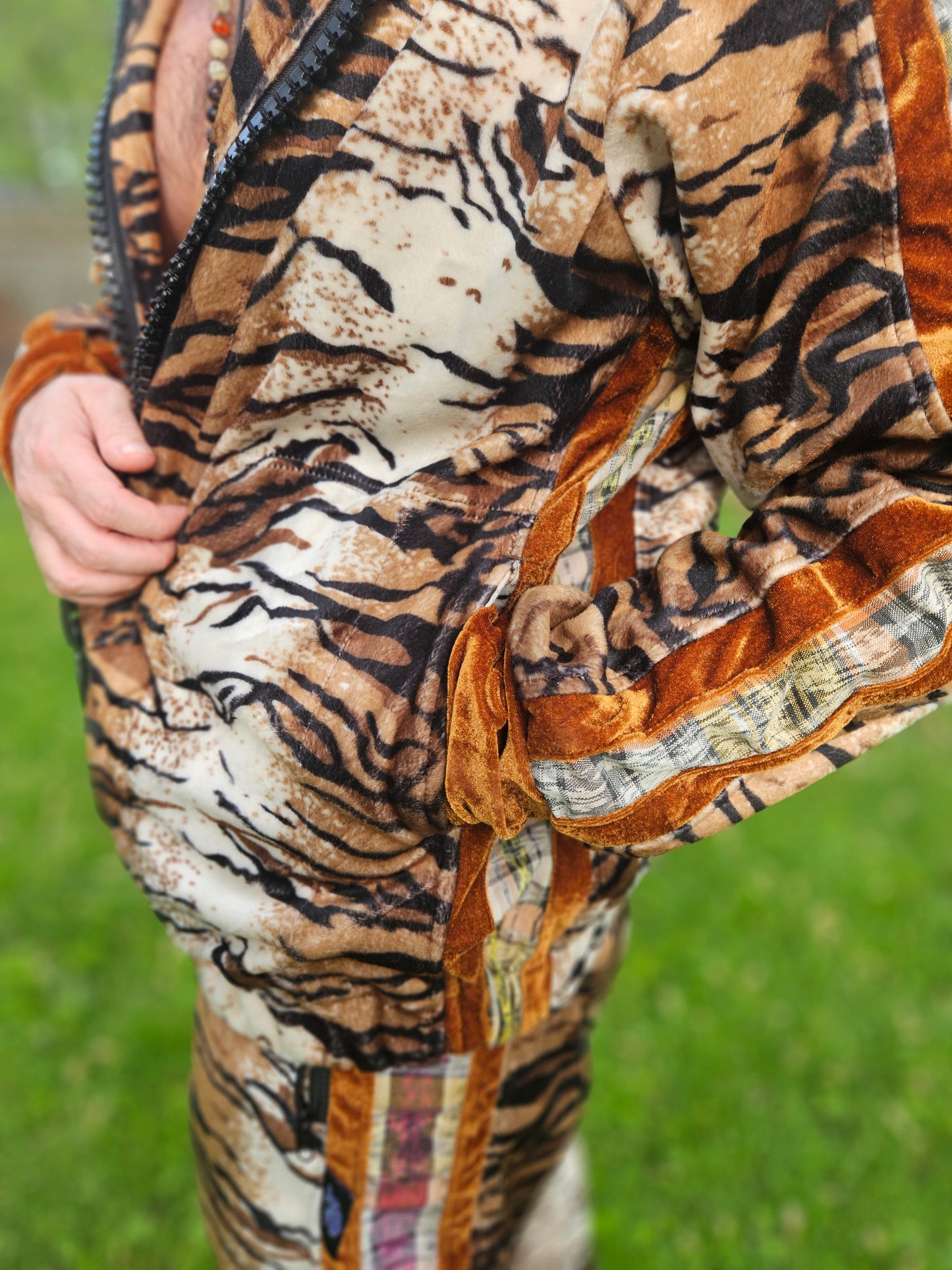 Tracksuit - Tiger King