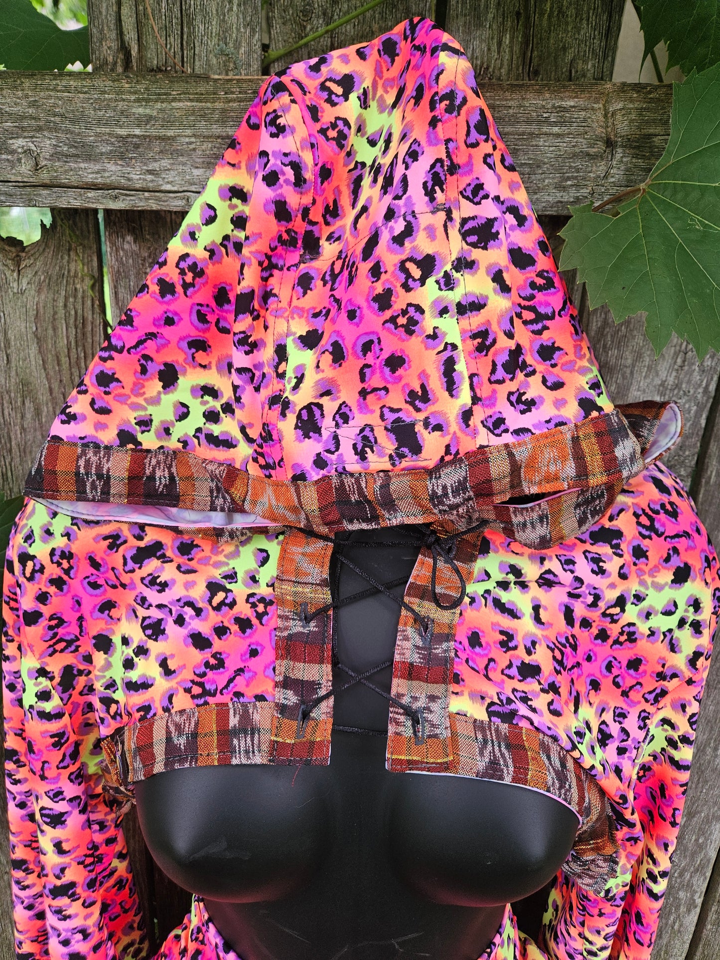Hooded Shrug & Booty Short fit
