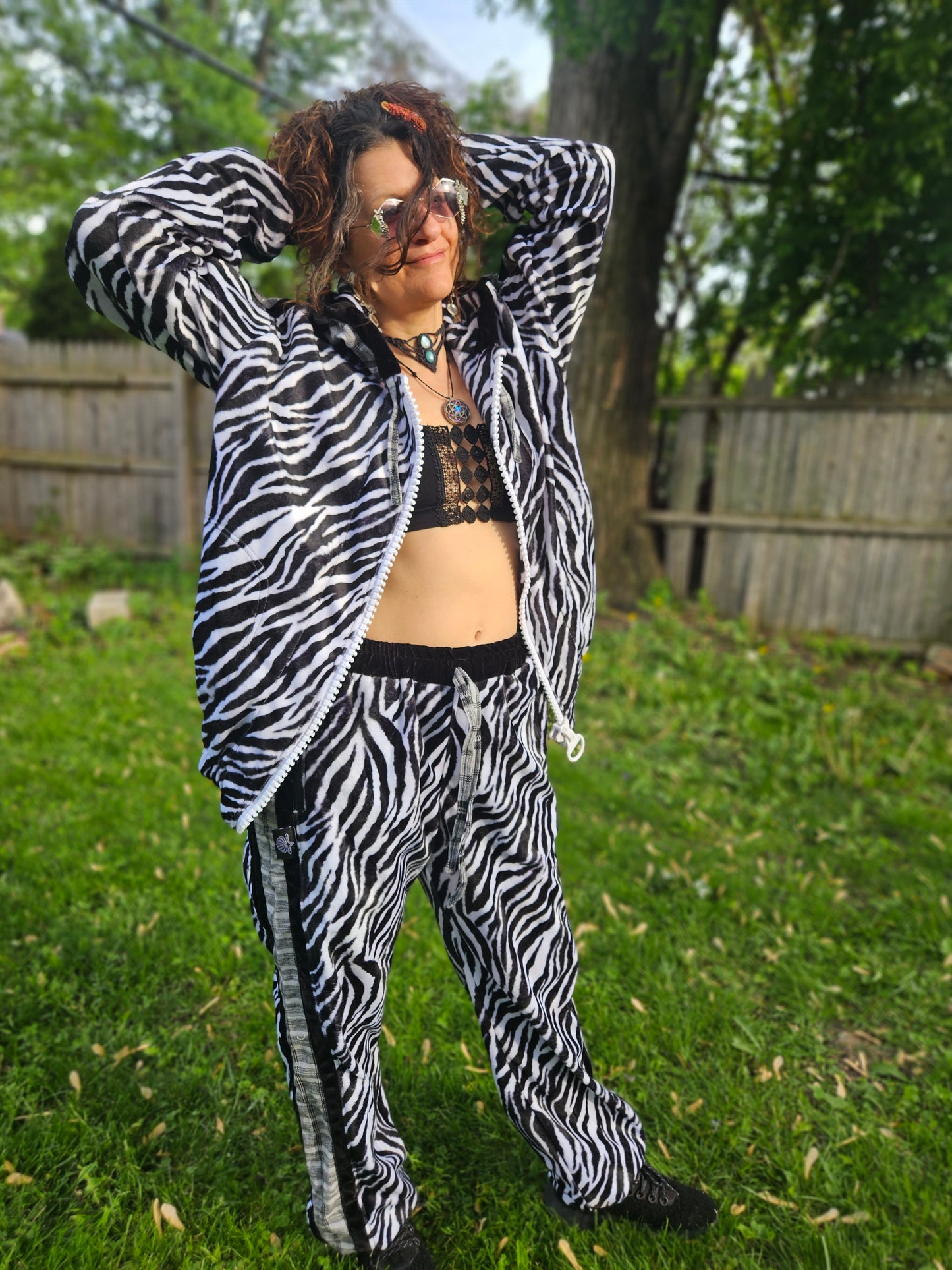 Tracksuit - Safari Chica