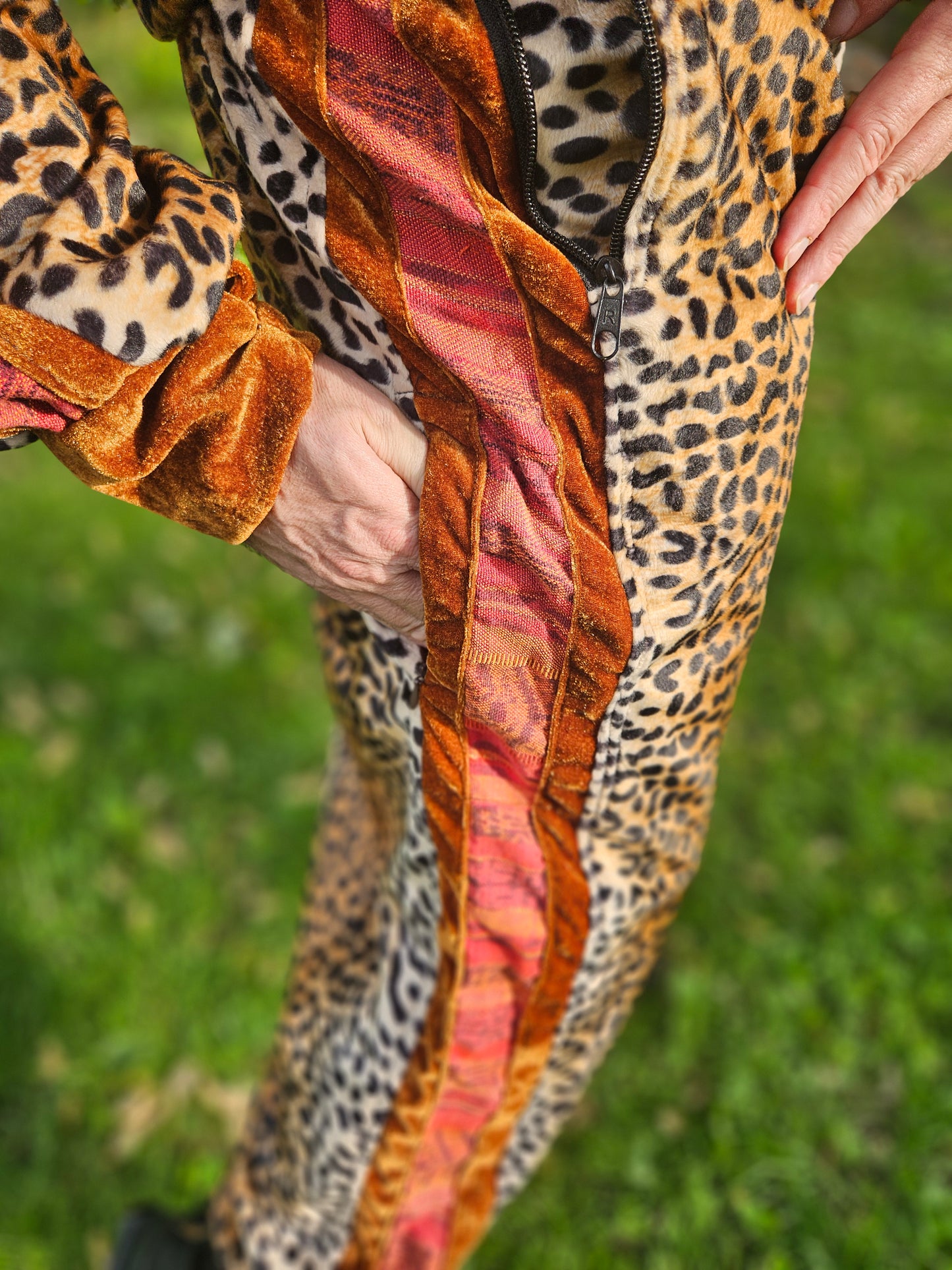 Tracksuit - Nomadic Cheetah