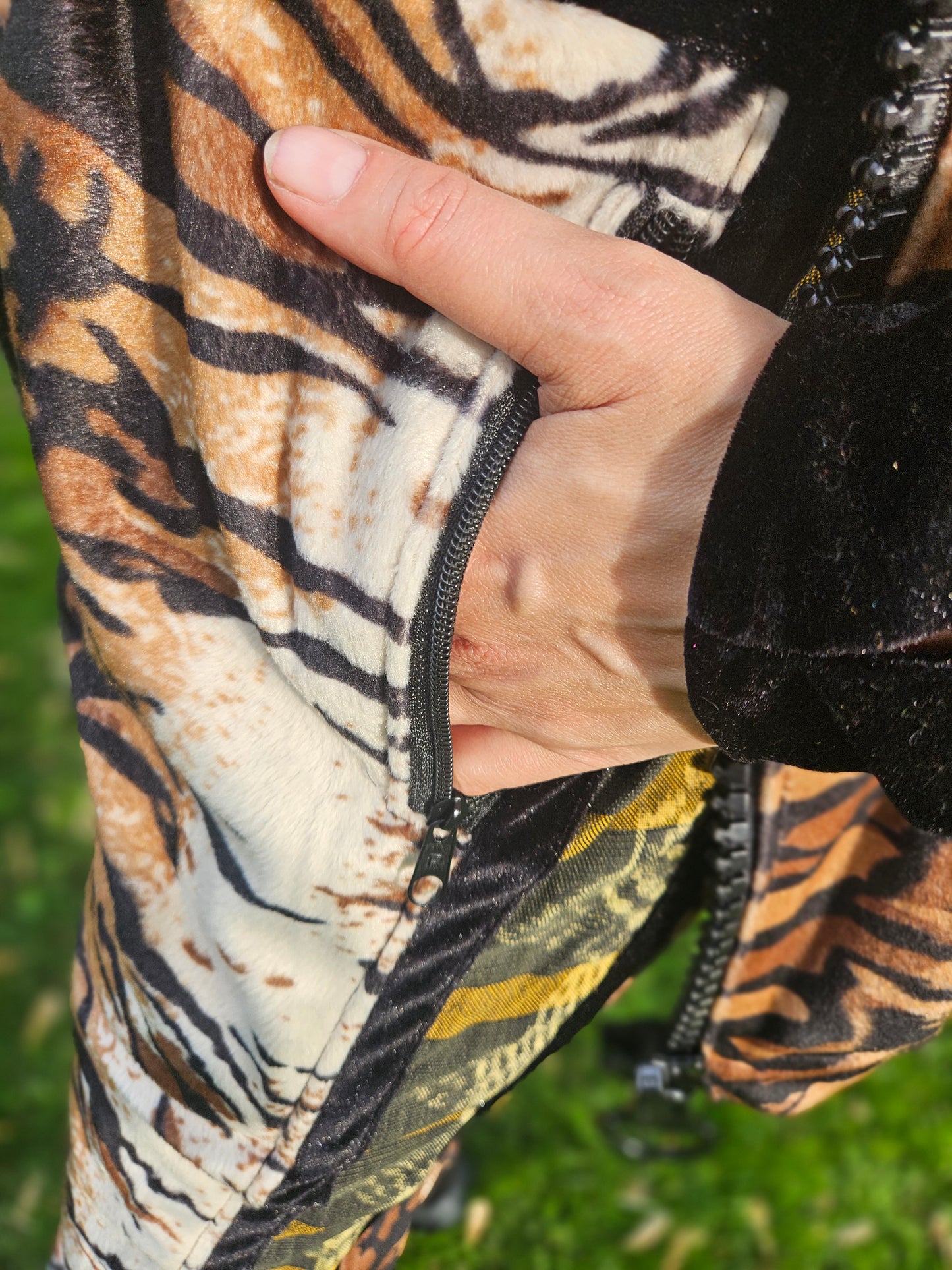 Tracksuit - Tiger Queen