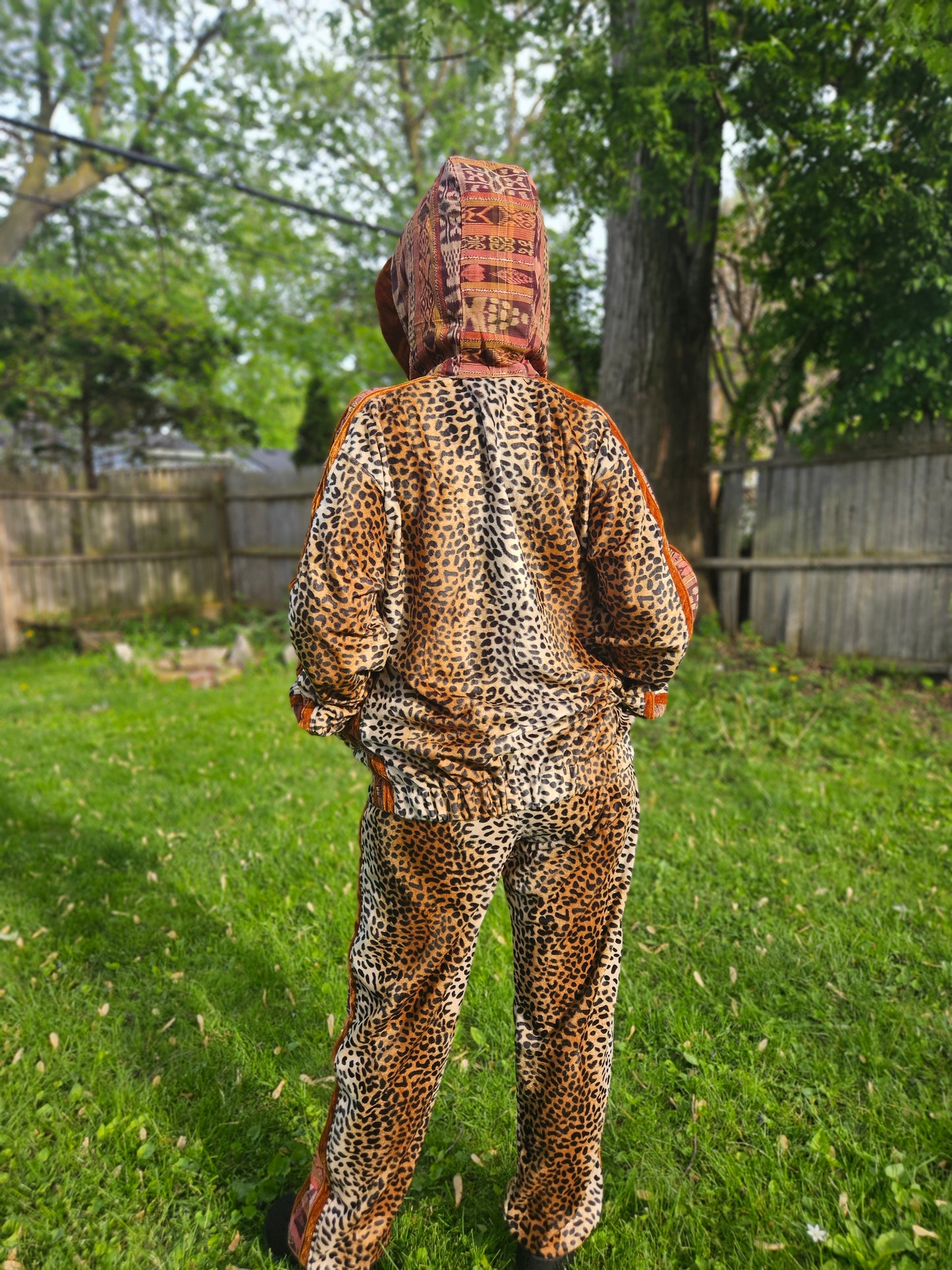 Tracksuit - The Hunter