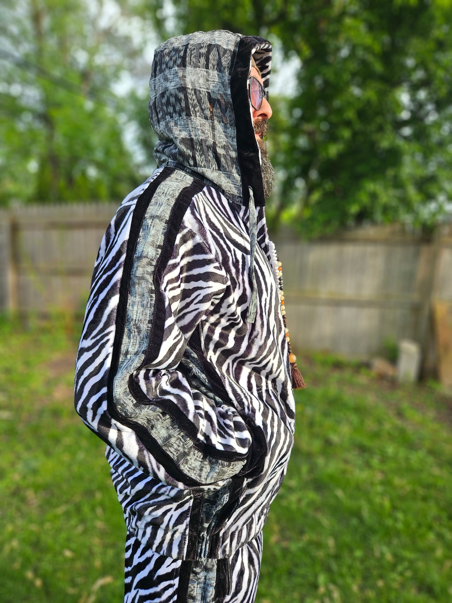 Tracksuit - Safari Guide