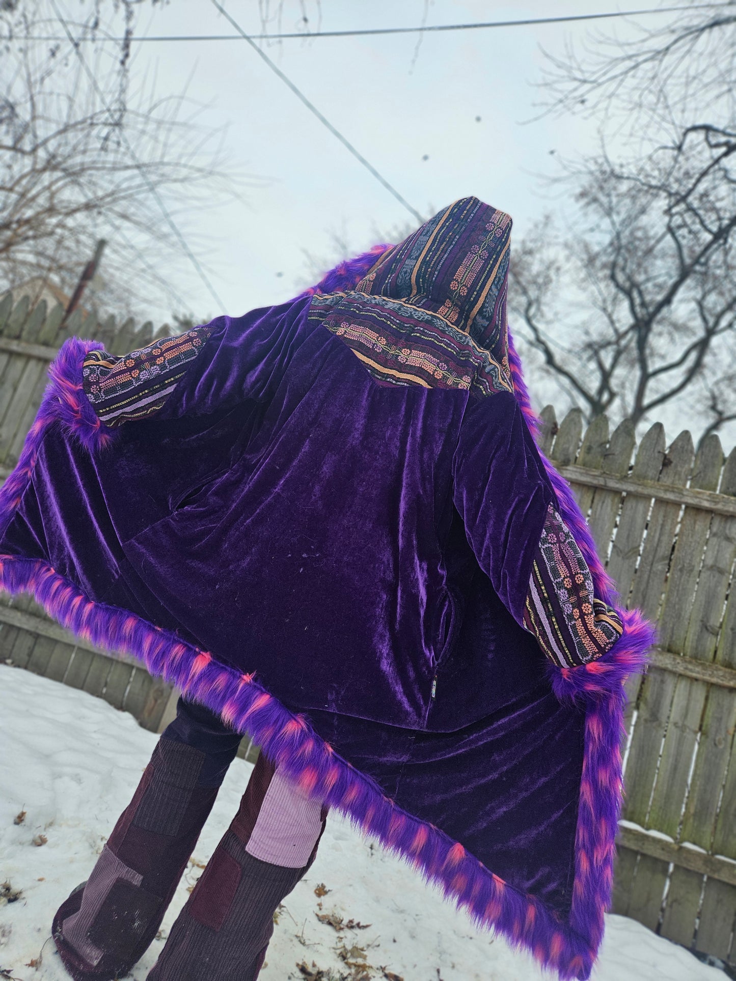 Cloak - Vibe Curator