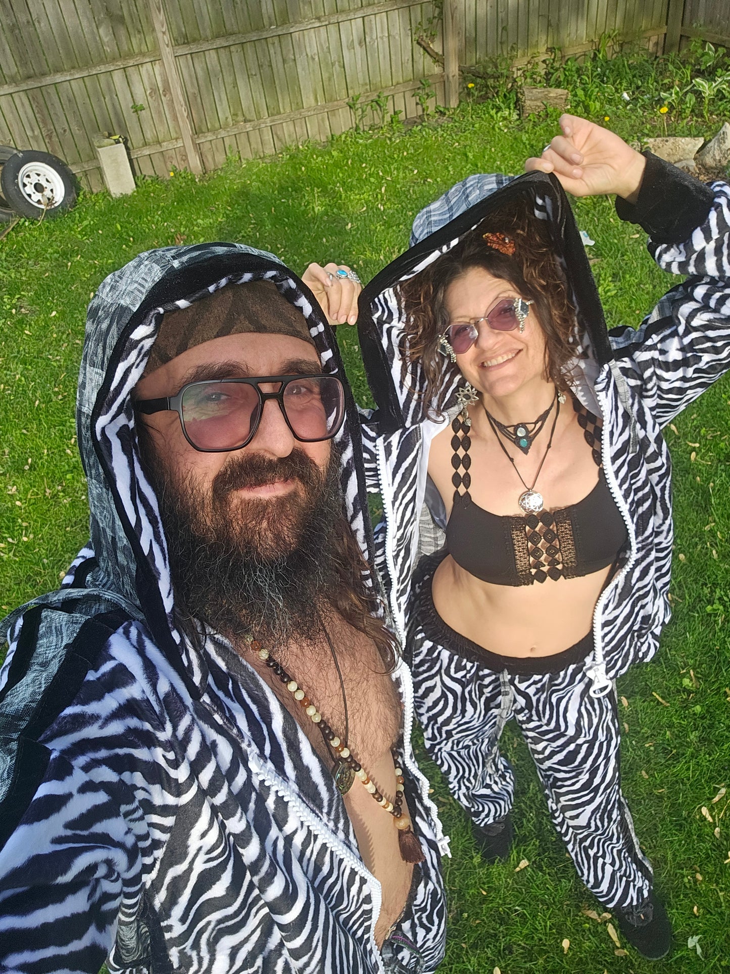 Tracksuit - Safari Guide